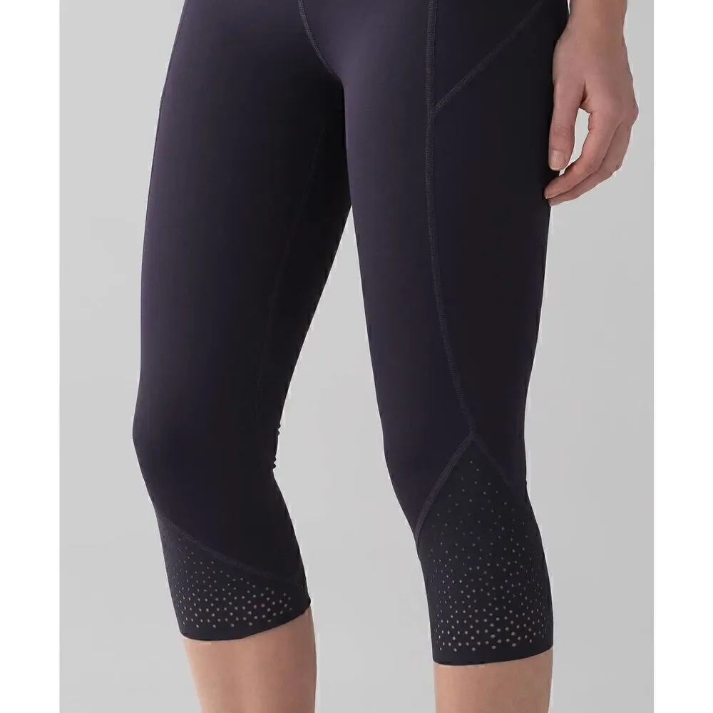 Lululemon Black Grape Purple Anew Crop Luxtreme Legging Size 4 EUC